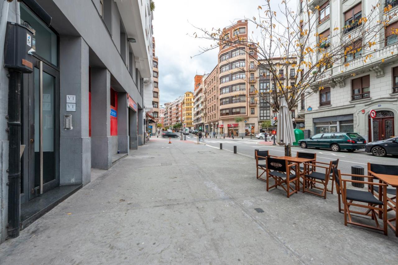 Alhondiga By Staynnapartments Bilbao Ngoại thất bức ảnh