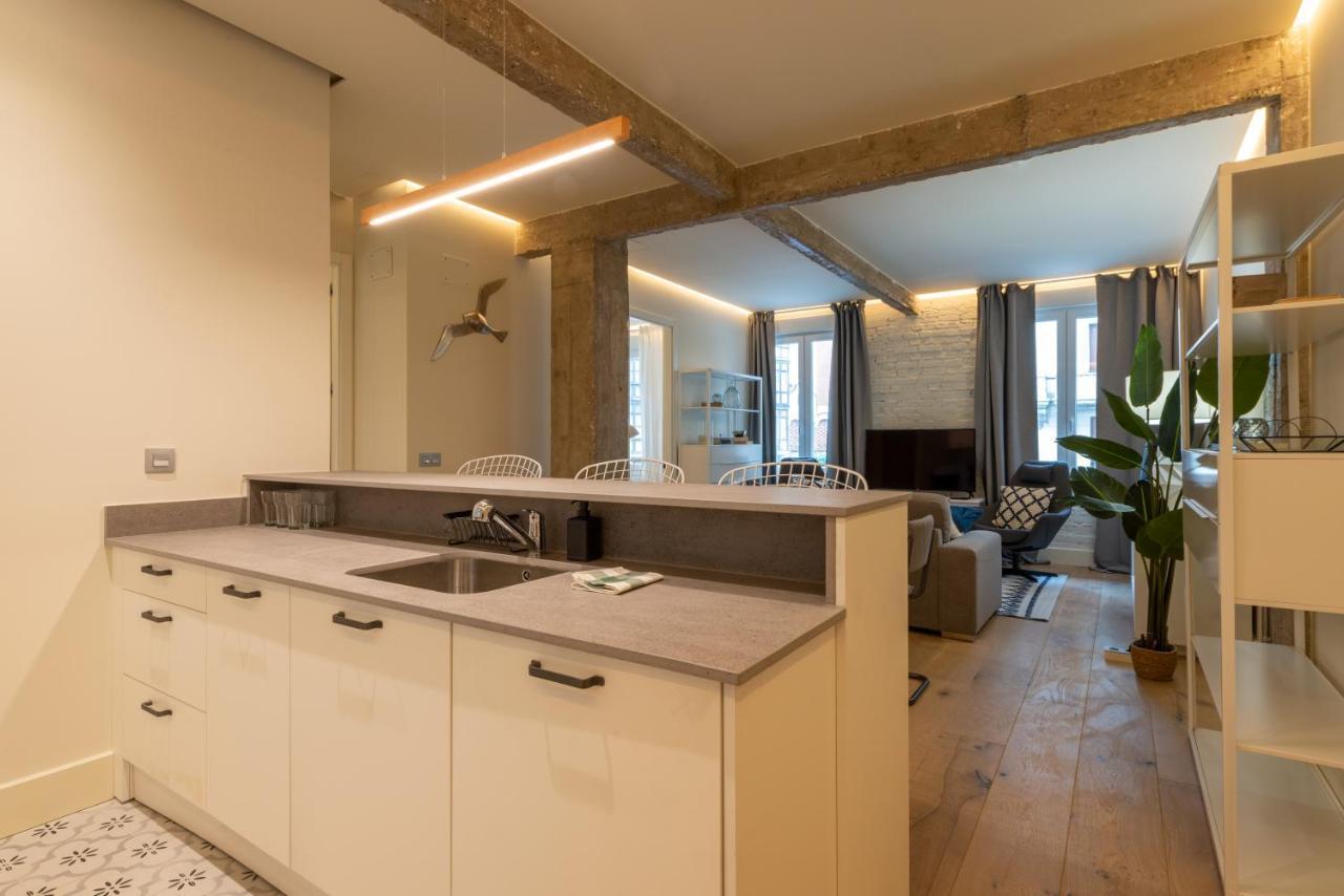 Alhondiga By Staynnapartments Bilbao Ngoại thất bức ảnh