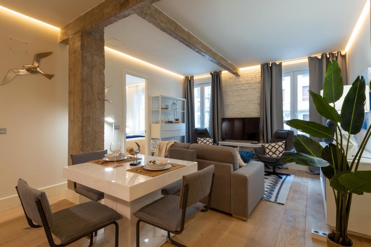 Alhondiga By Staynnapartments Bilbao Ngoại thất bức ảnh