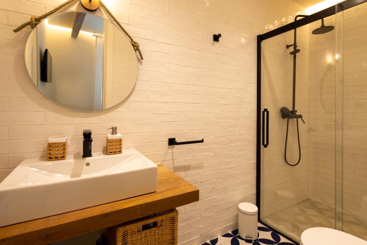 Alhondiga By Staynnapartments Bilbao Ngoại thất bức ảnh